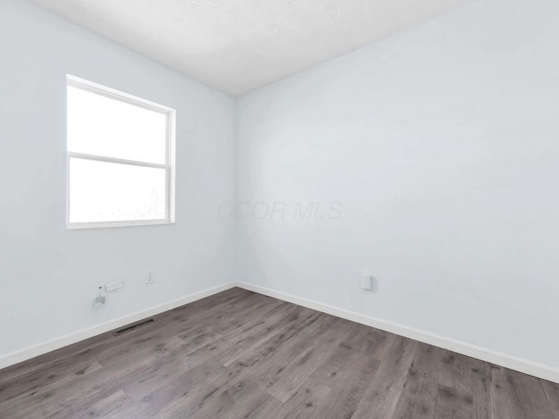 3246 Latonia Road, Columbus, OH 43232 Photo 21