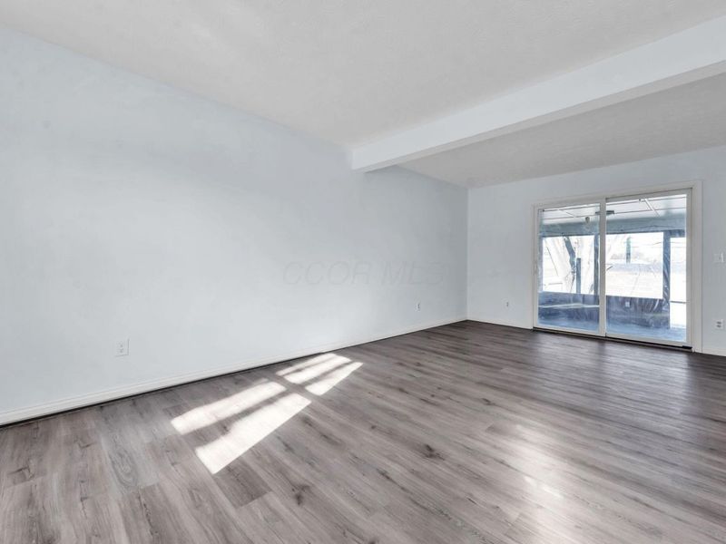 3246 Latonia Road, Columbus, OH 43232 Photo 6