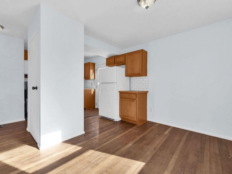 3246 Latonia Road, Columbus, OH 43232 Photo 9