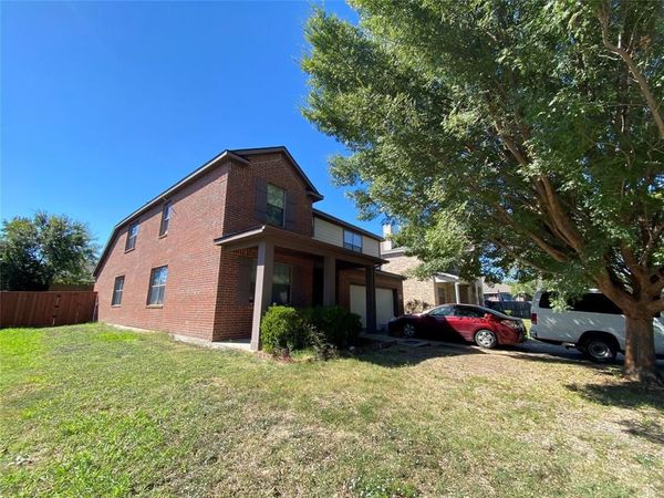 2913 Castlebend Drive, Seagoville, TX 75159