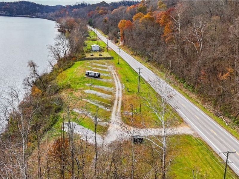 41084 State Route 7, Newport, OH 45768 Photo 1