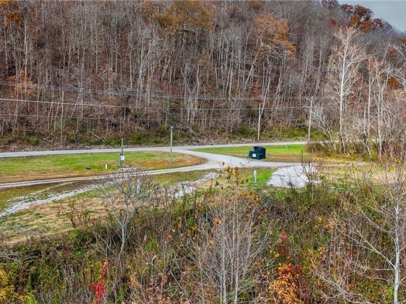 41084 State Route 7, Newport, OH 45768 Photo 13