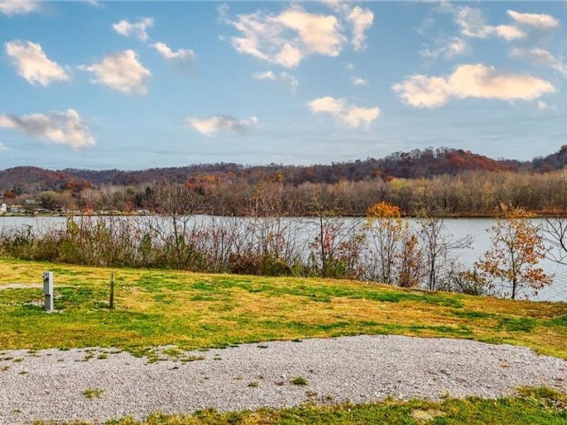 41084 State Route 7, Newport, OH 45768 Photo 5