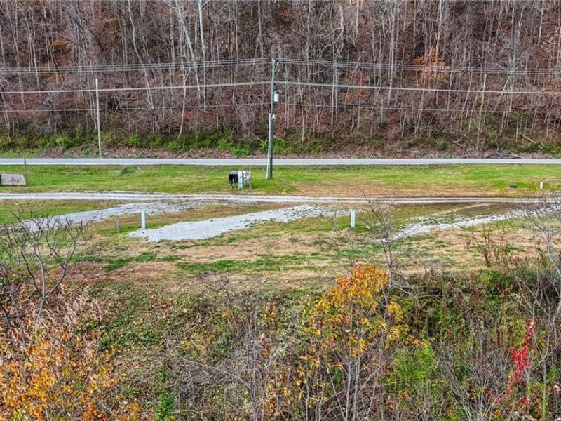 41084 State Route 7, Newport, OH 45768 Photo 6