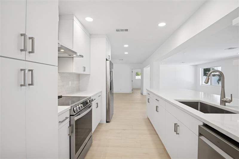 5621 NE 16th Avenue, Fort Lauderdale, FL 33334 Photo