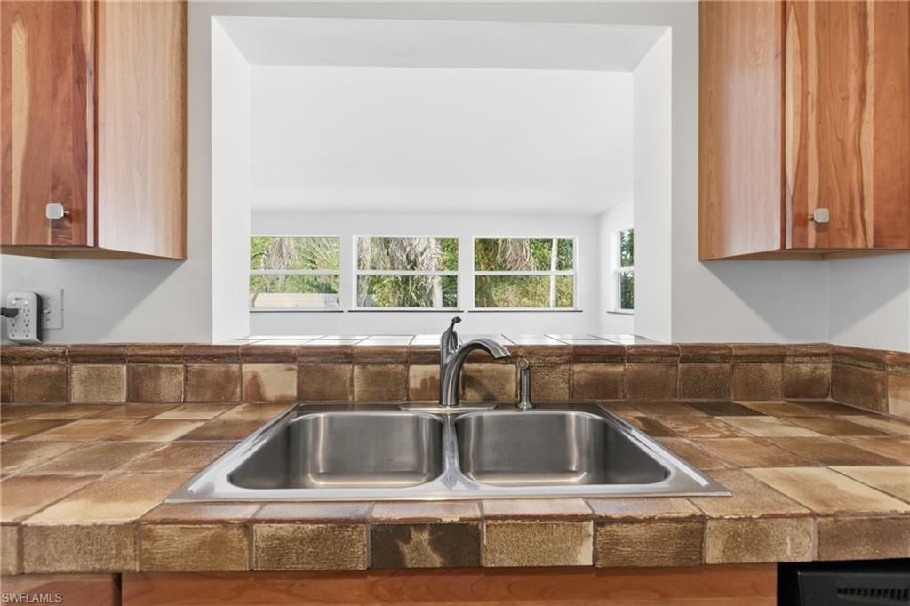 1235 Rordon Ave, Naples, FL 34103 Photo