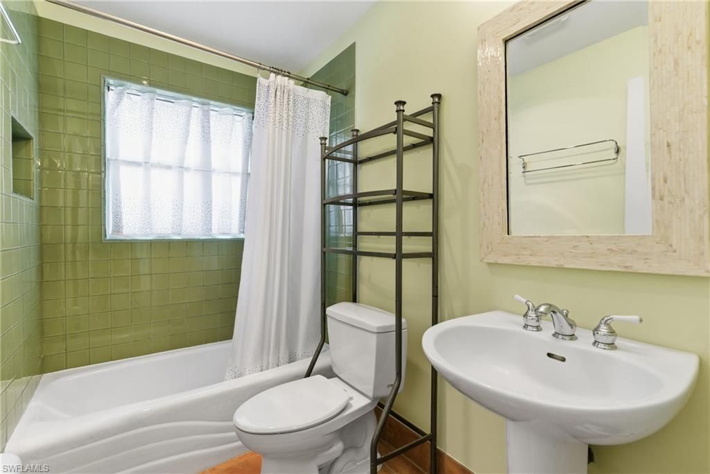 1235 Rordon Ave, Naples, FL 34103 Photo