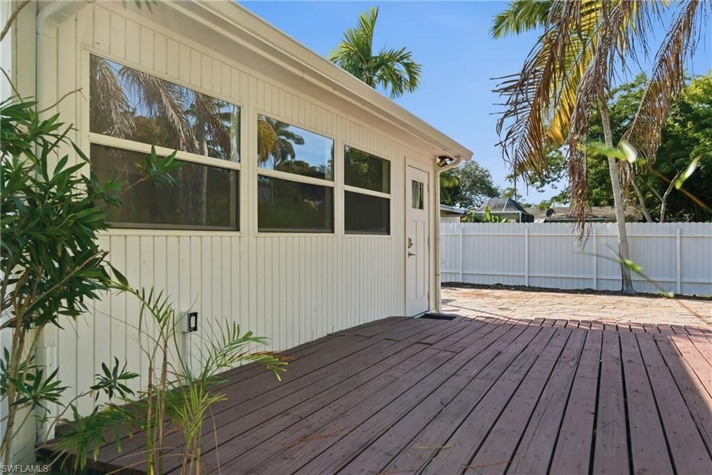 1235 Rordon Ave, Naples, FL 34103 Photo