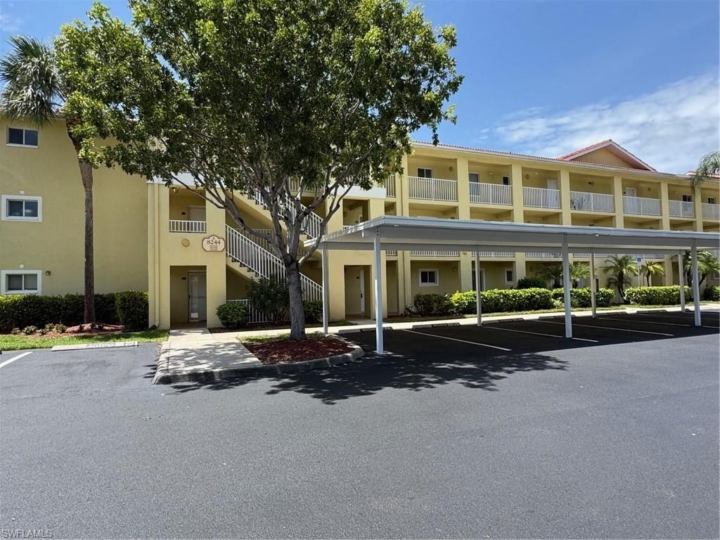 8244 Key Royal Cir, Unit 615, Naples, FL 34119 Photo