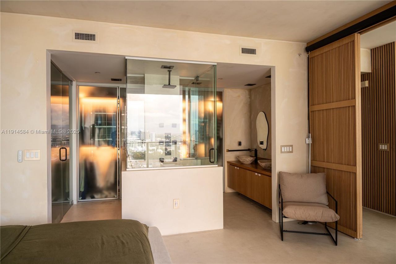 1040 Biscayne Blvd, Unit 2905, Miami, FL 33132 Photo