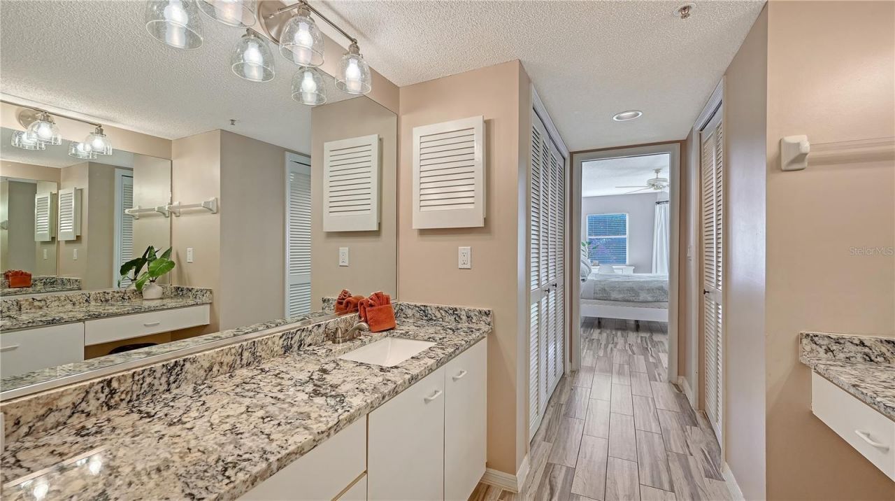 1328 Siesta Bayside Drive, Unit 1328C, Sarasota, FL 34242 Photo