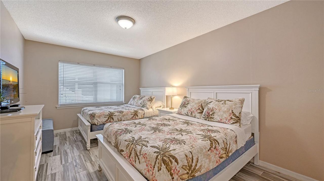 1328 Siesta Bayside Drive, Unit 1328C, Sarasota, FL 34242 Photo