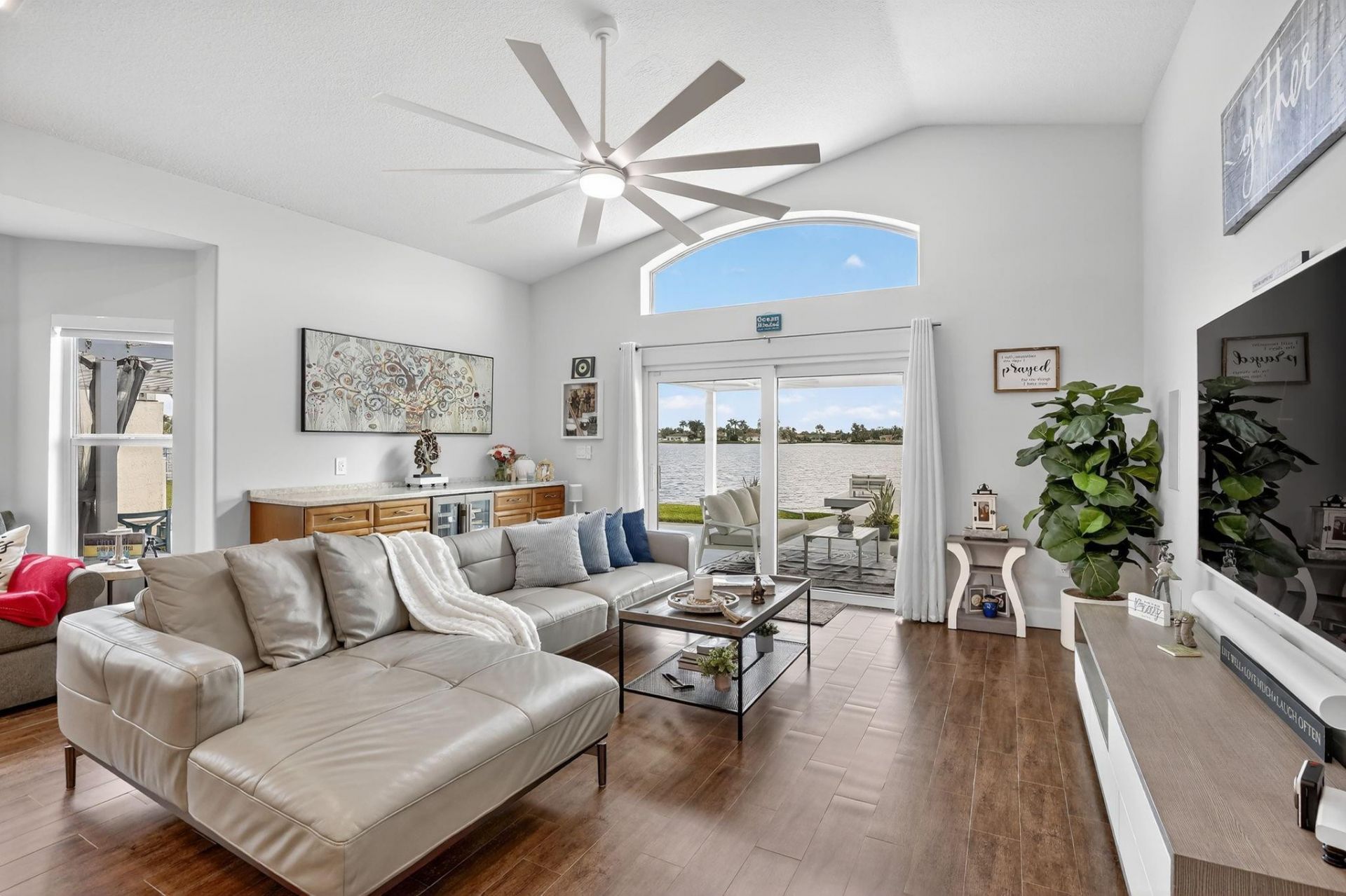 18728 NW 24th Court, Pembroke Pines, FL 33029 Photo