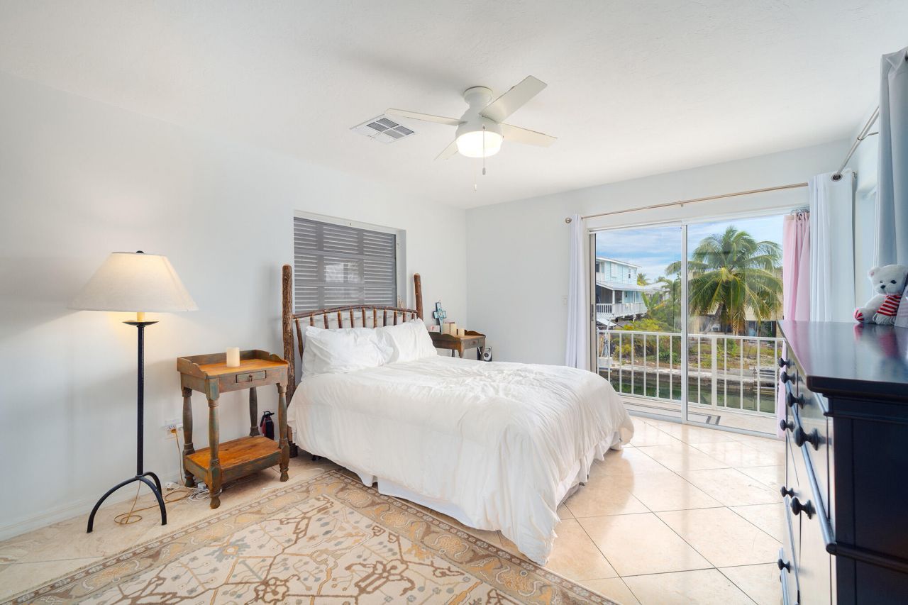 947 Gulf Drive, Summerland Key, FL 33042 Photo