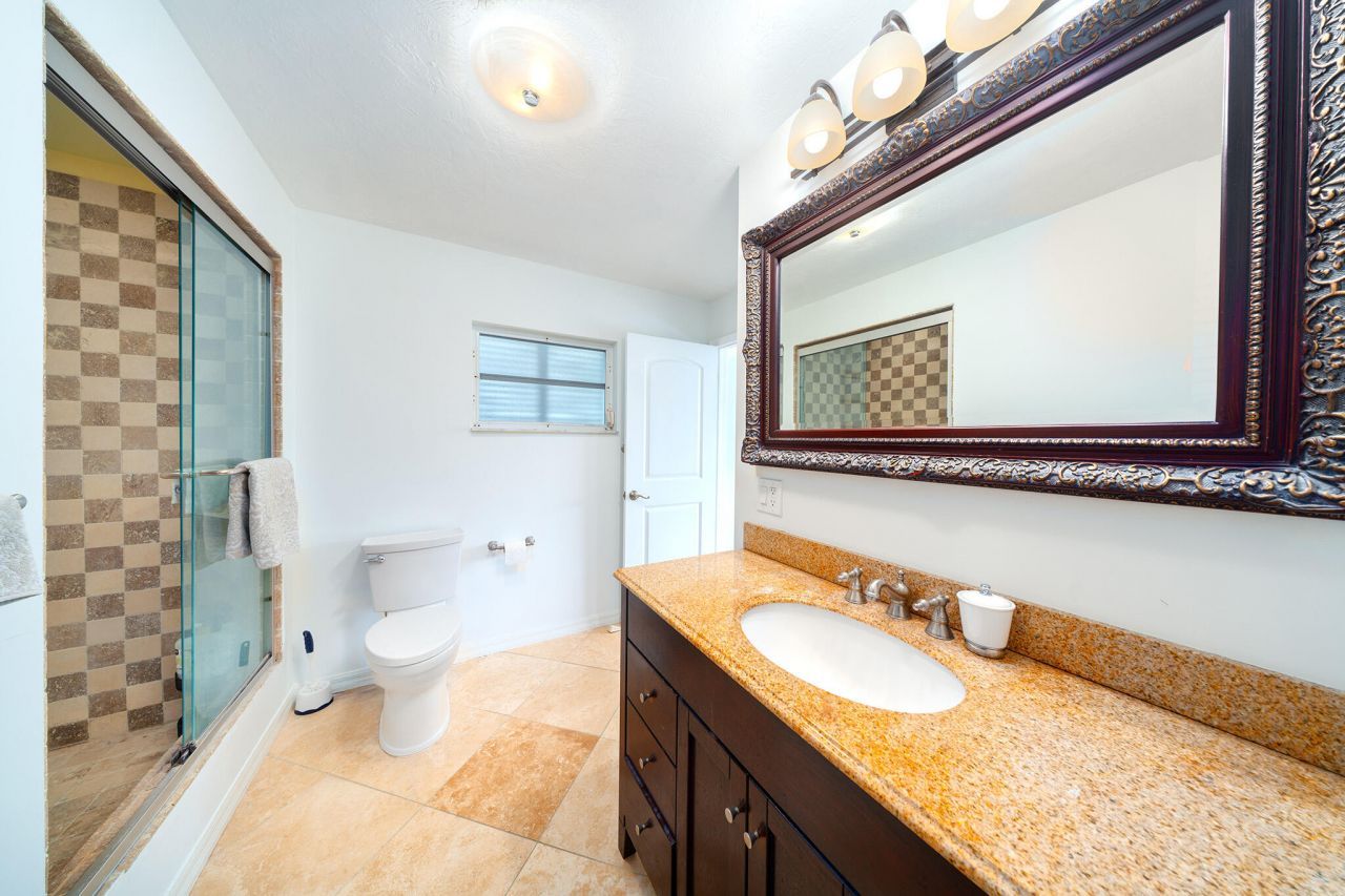 947 Gulf Drive, Summerland Key, FL 33042 Photo