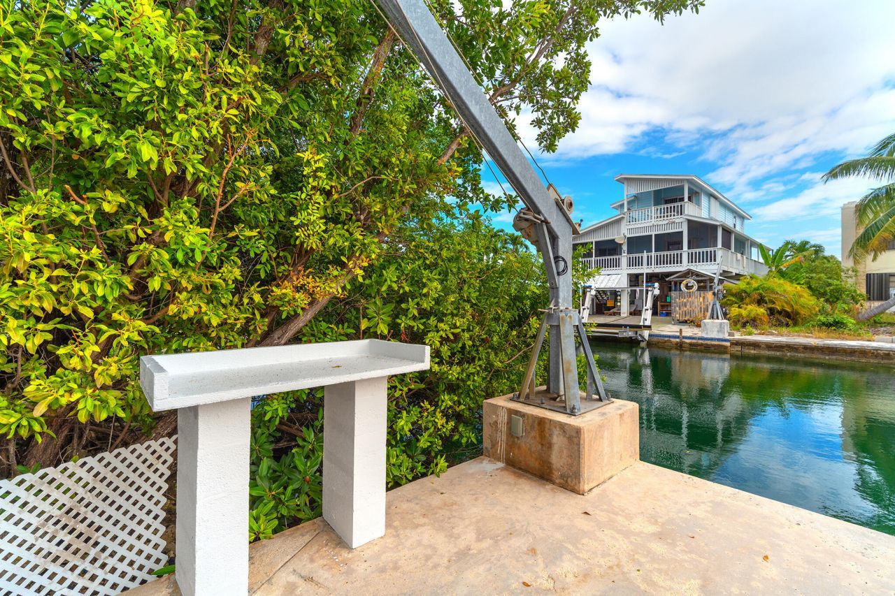 947 Gulf Drive, Summerland Key, FL 33042 Photo