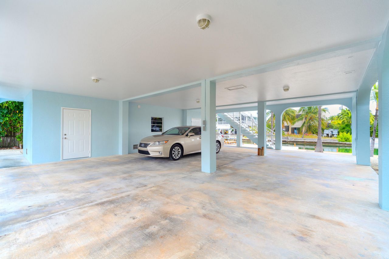 947 Gulf Drive, Summerland Key, FL 33042 Photo