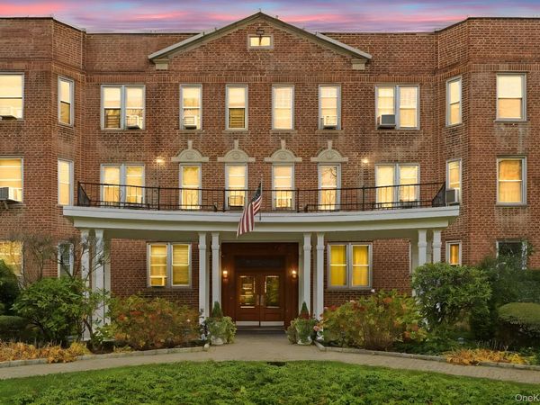 2 Overlook Road, Unit 3C3, White Plains, NY 10605