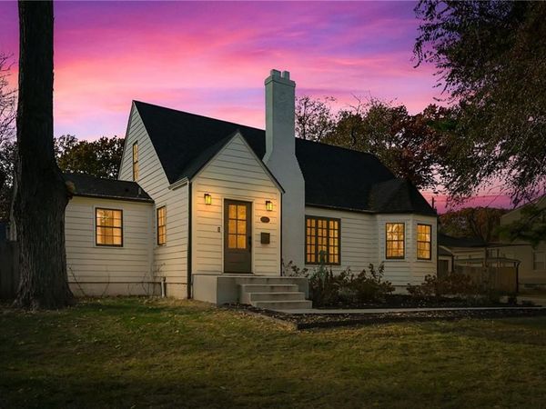 5604 Lamar Avenue, Mission, KS 66202