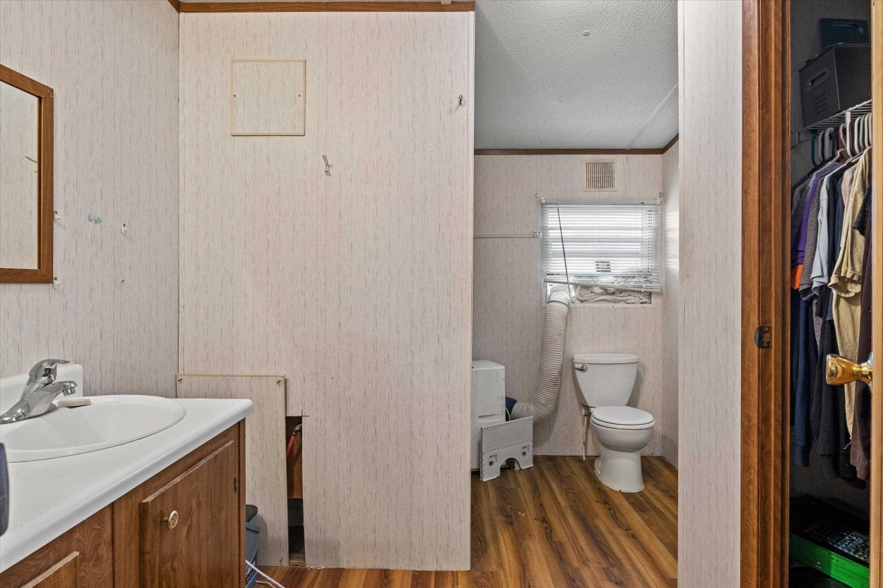 644 Treeline Road, Grand Ridge, FL 32442 Photo