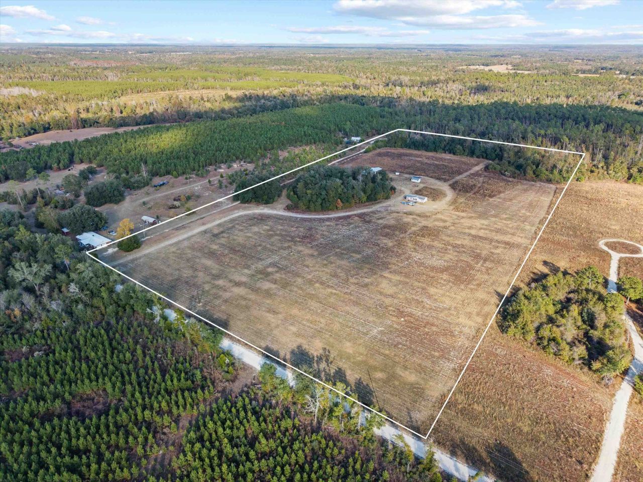 644 Treeline Road, Grand Ridge, FL 32442 Photo