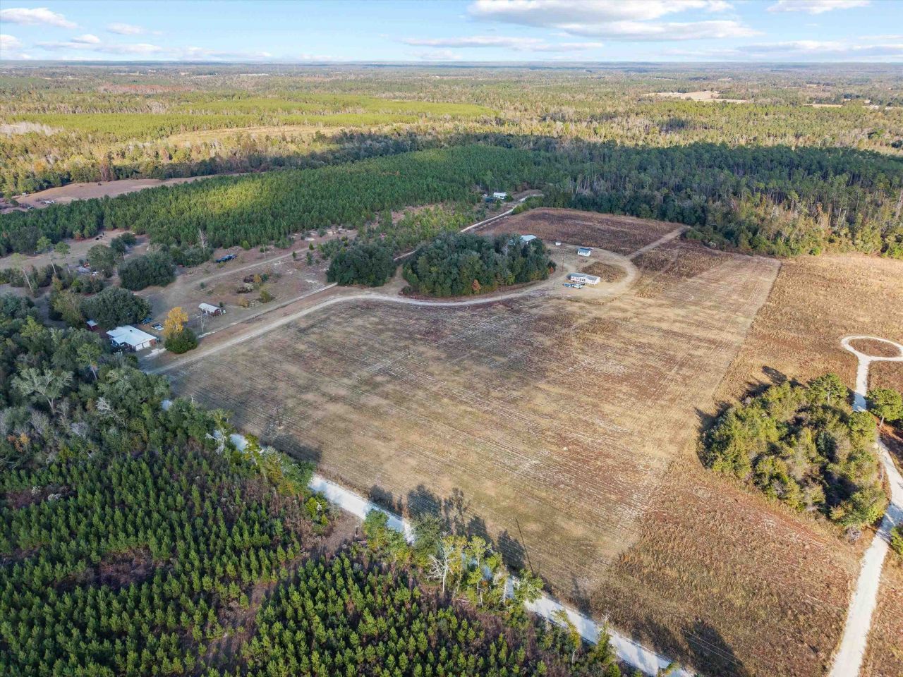 644 Treeline Road, Grand Ridge, FL 32442 Photo