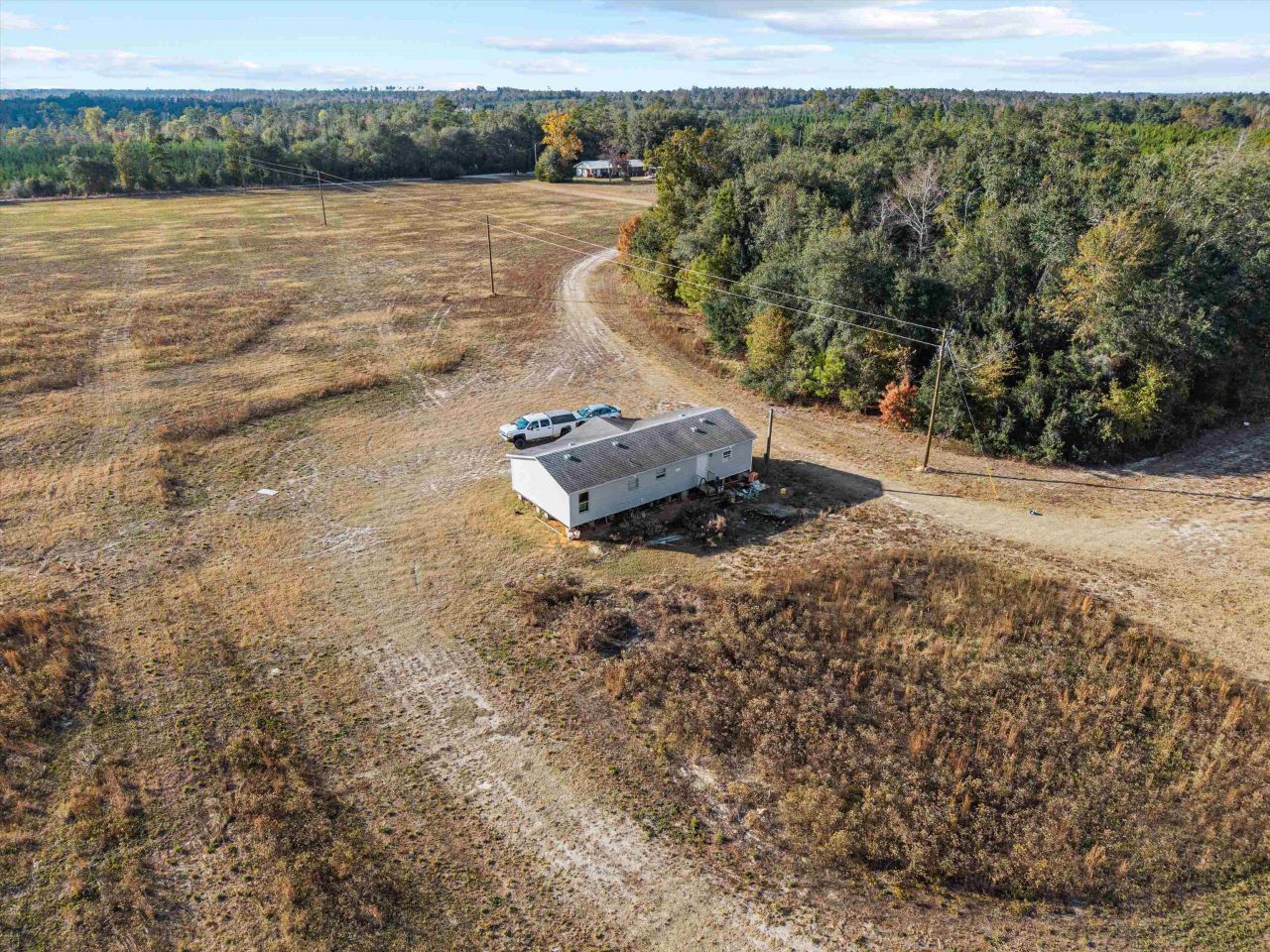 644 Treeline Road, Grand Ridge, FL 32442 Photo