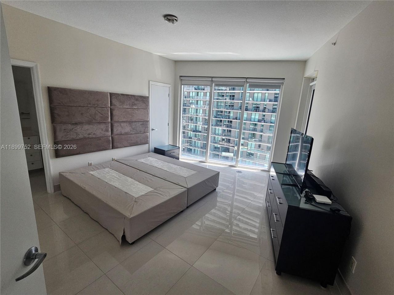 60 SW 13 St, Unit 1900, Miami, FL 33130 Photo