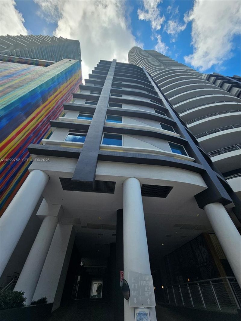 60 SW 13 St, Unit 1900, Miami, FL 33130 Photo