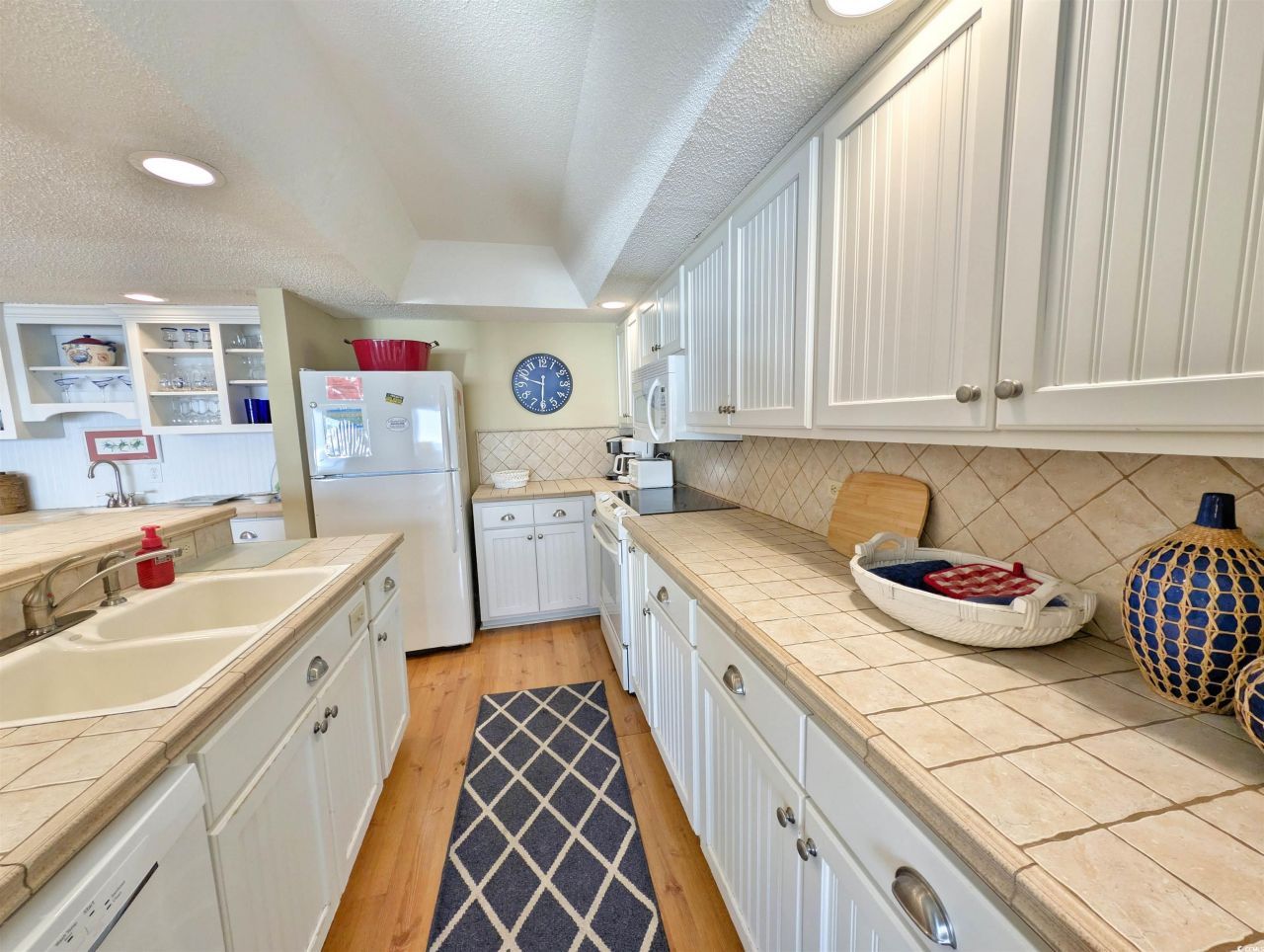 647 Norris Dr. Photo 14