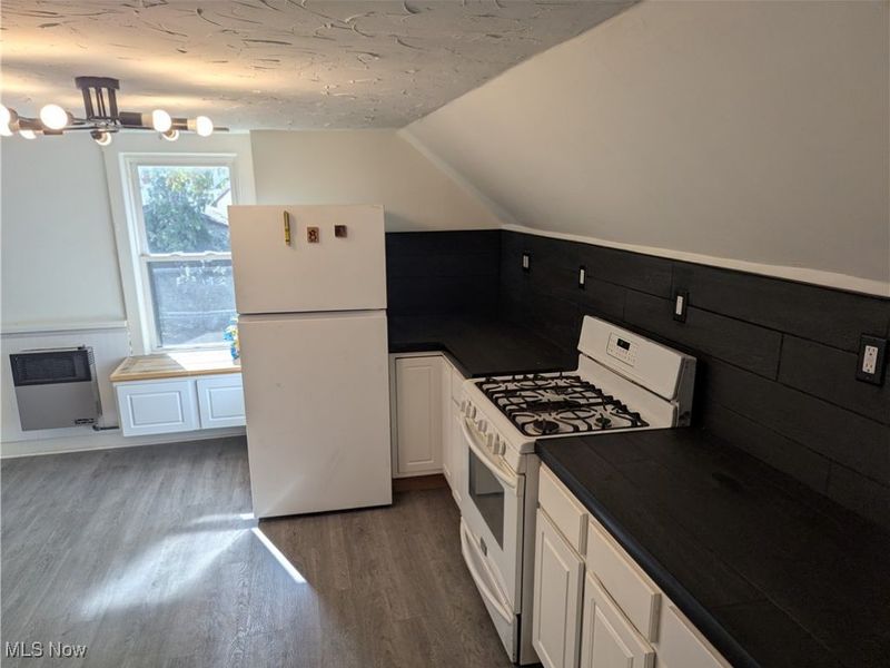 3613 Dawning Avenue, Cleveland, OH 44109 Photo 12