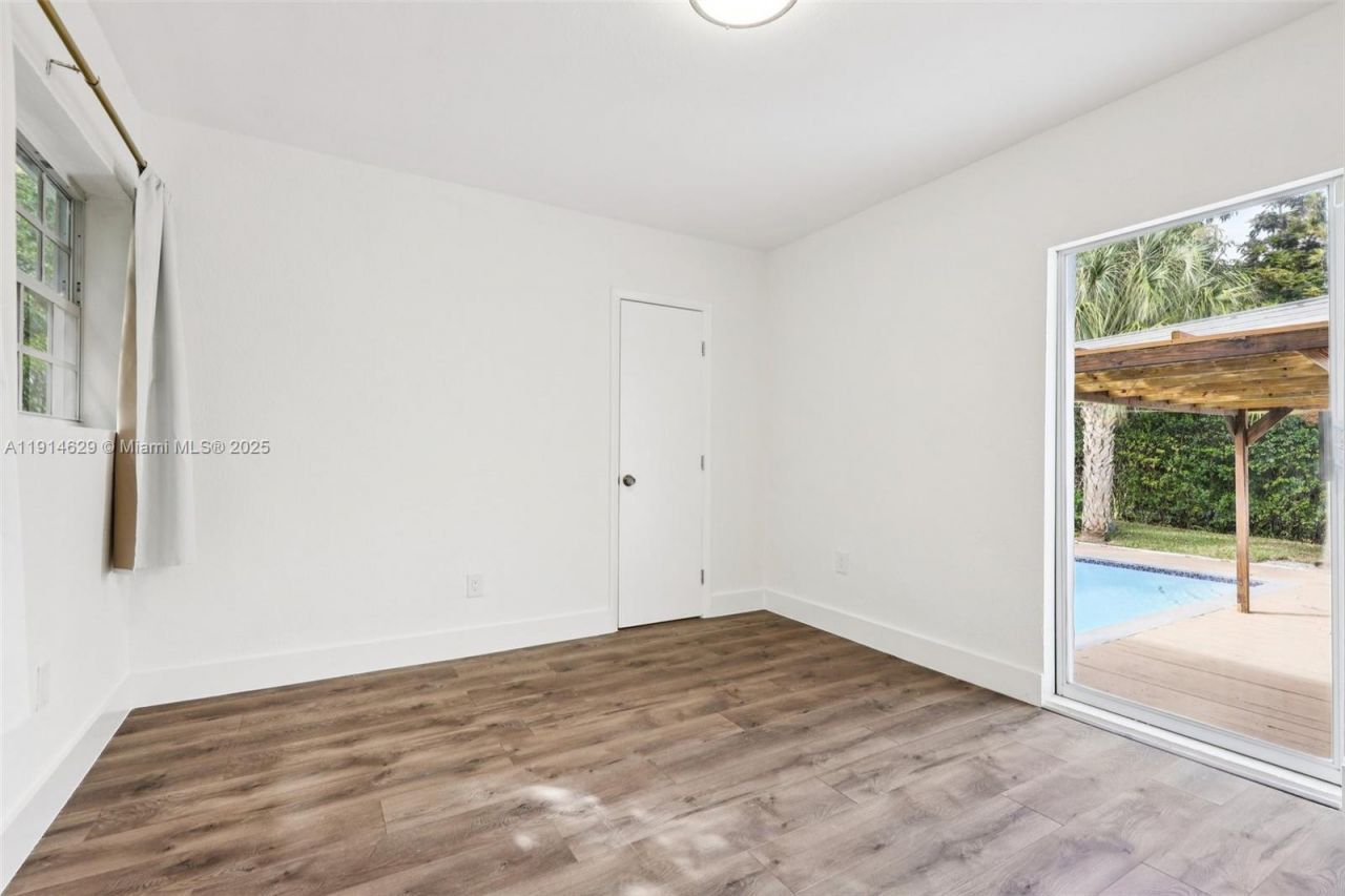 12630 NE Miami Pl, North Miami, FL 33161 Photo