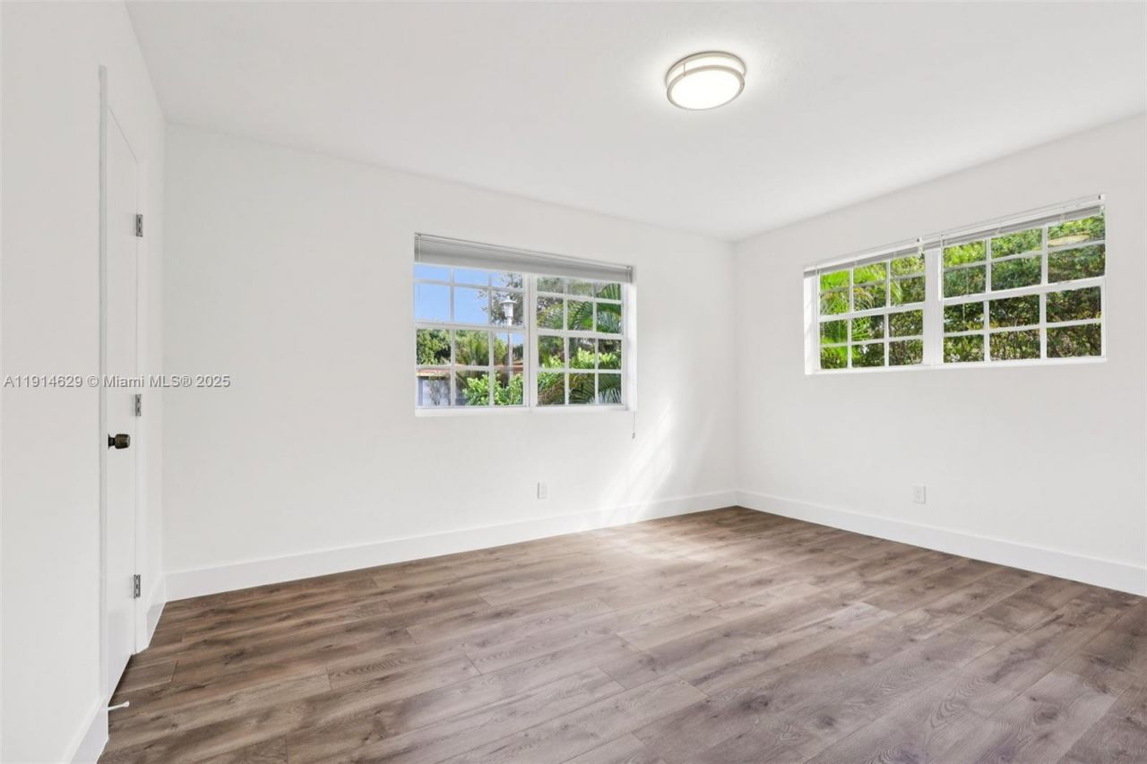 12630 NE Miami Pl, North Miami, FL 33161 Photo