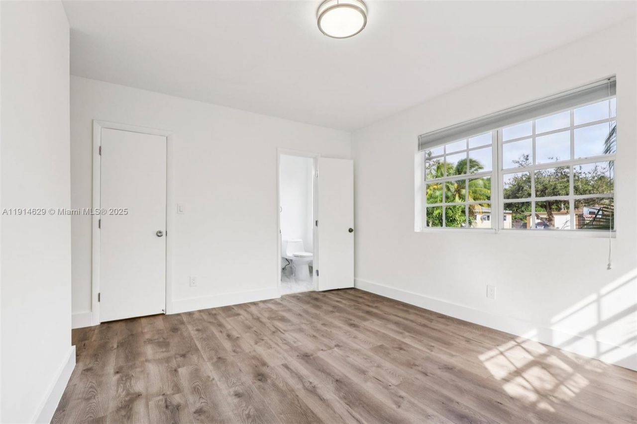 12630 NE Miami Pl, North Miami, FL 33161 Photo