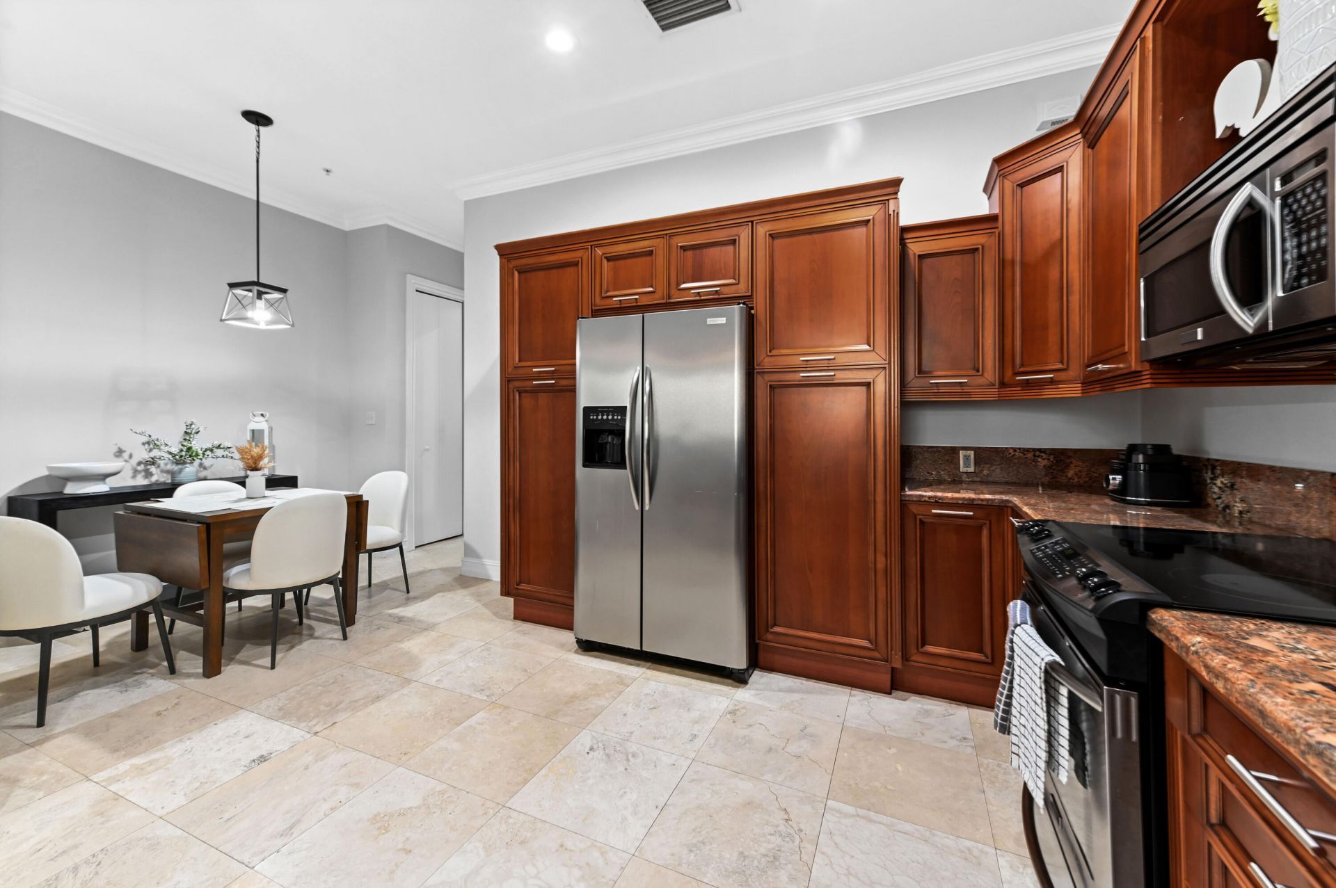 150 NE 6th Avenue, Unit E, Delray Beach, FL 33483 Photo