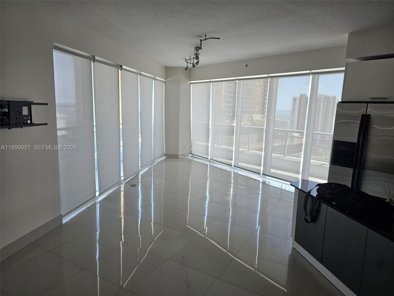 60 SW 13 St, Unit 1900, Miami, FL 33130 Photo