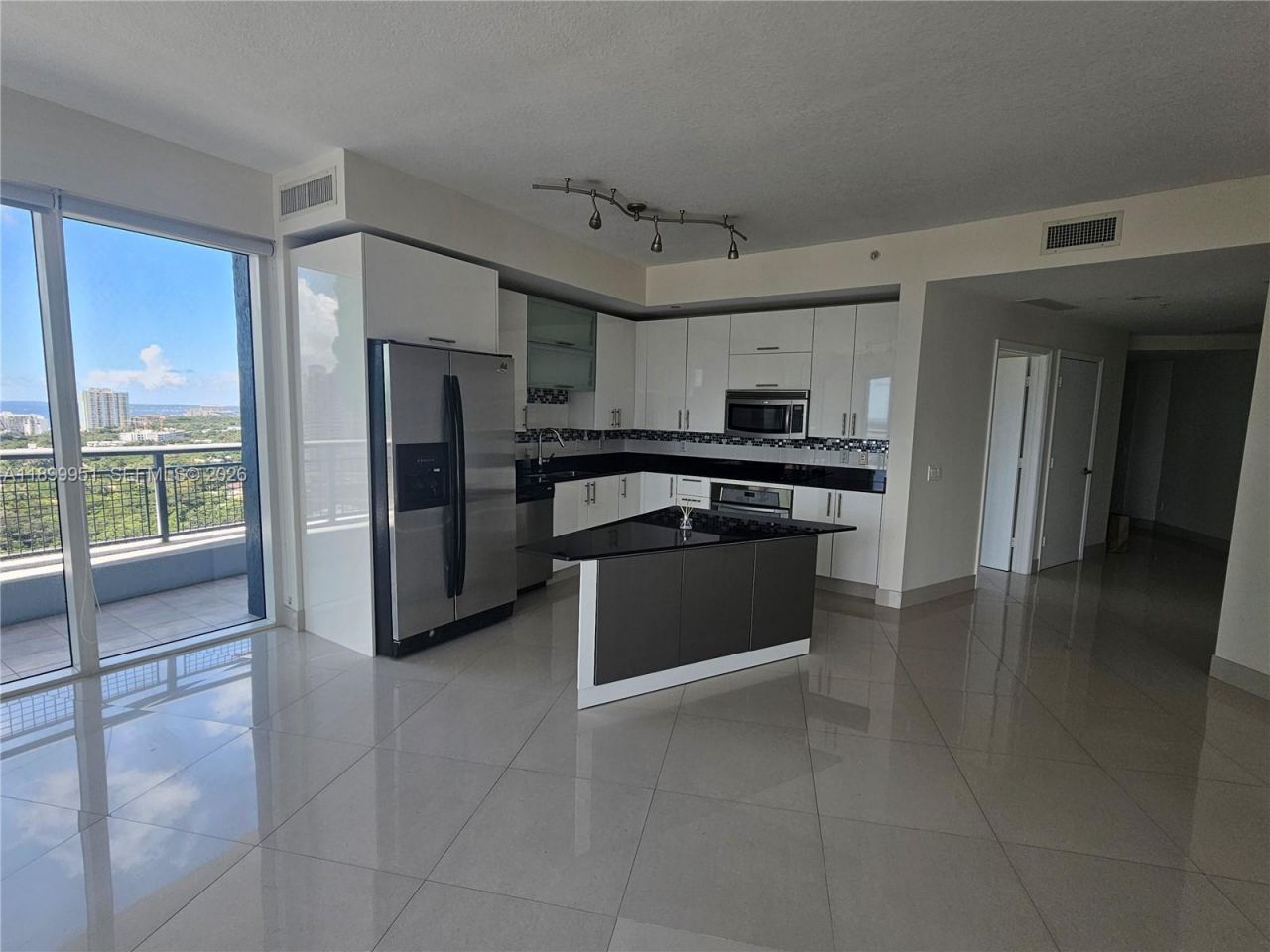 60 SW 13 St, Unit 1900, Miami, FL 33130 Photo