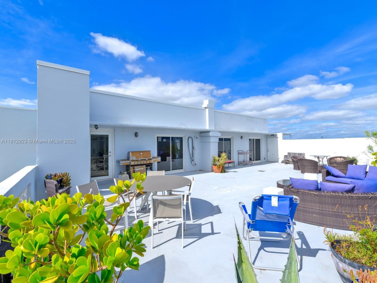 320 S Surf Rd, Unit 801, Hollywood, FL 33019 Photo