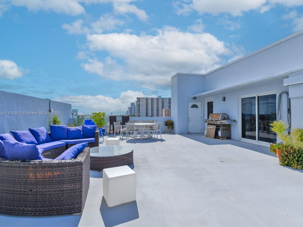 320 S Surf Rd, Unit 801, Hollywood, FL 33019 Photo