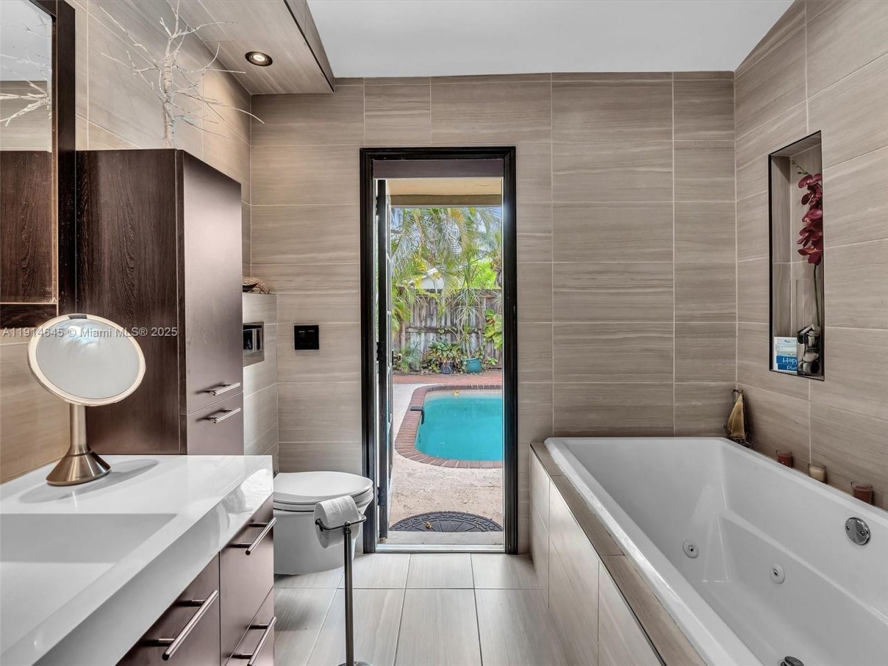 7390 NW 49th St, Lauderhill, FL 33319 Photo