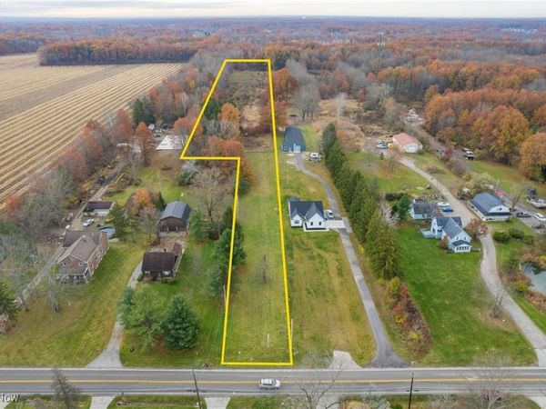 27259 Cook Road, Olmsted Falls, OH 44138