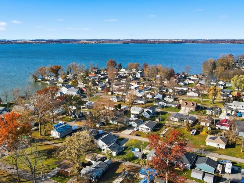 8990 Crescent Street, Lakeview, OH 43331 Photo 2