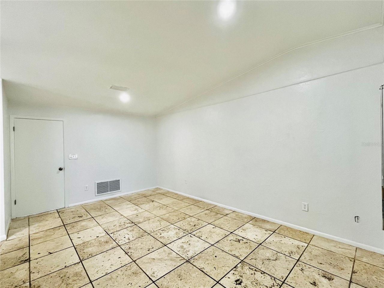 7401 21st Street N, Saint Petersburg, FL 33702 Photo