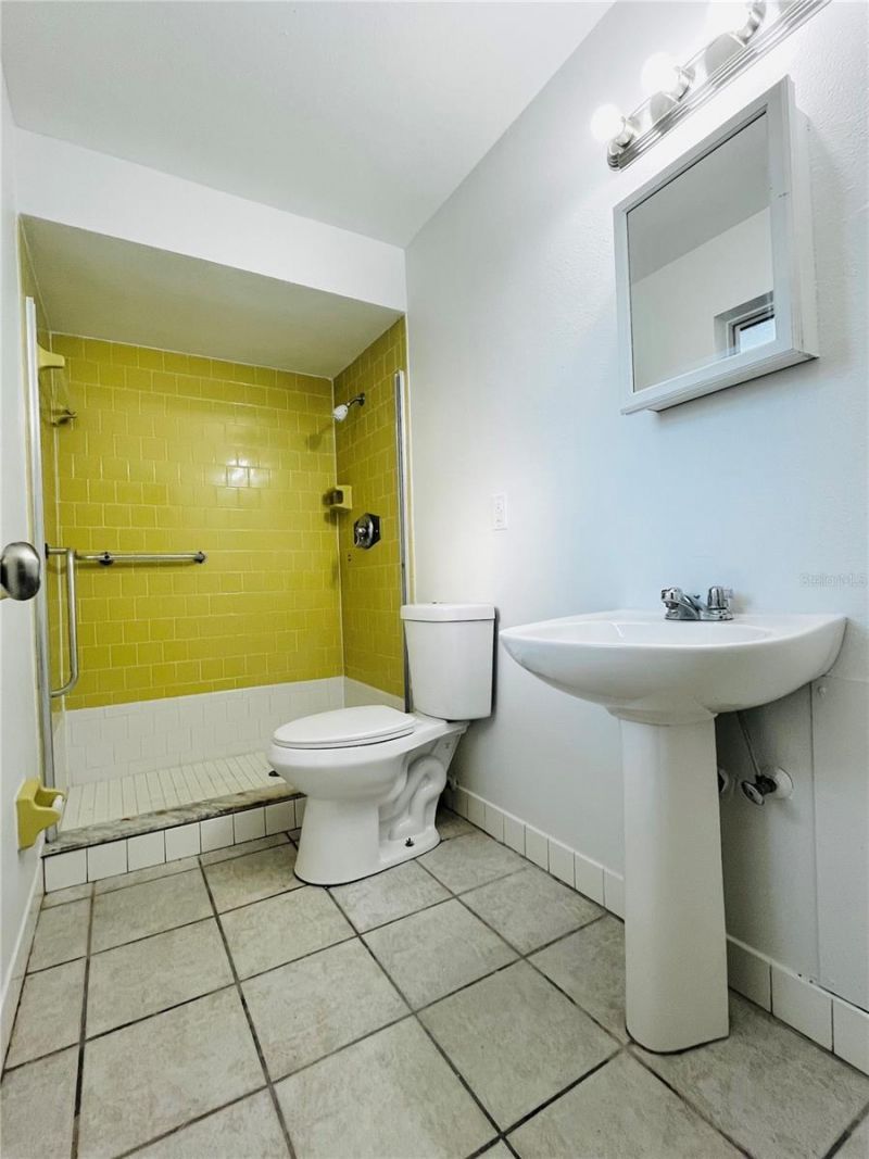 7401 21st Street N, Saint Petersburg, FL 33702 Photo