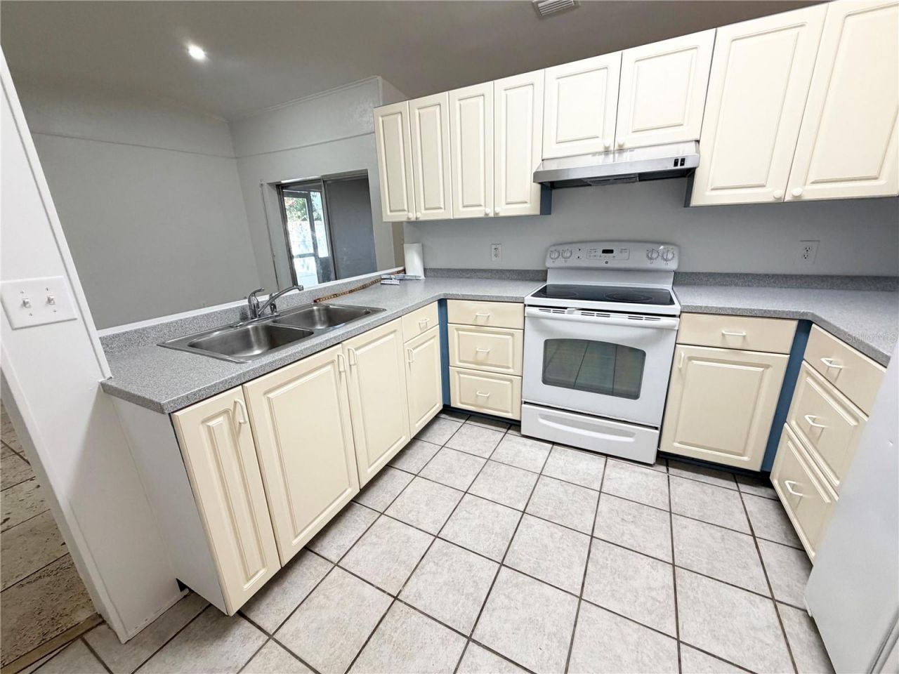 7401 21st Street N, Saint Petersburg, FL 33702 Photo