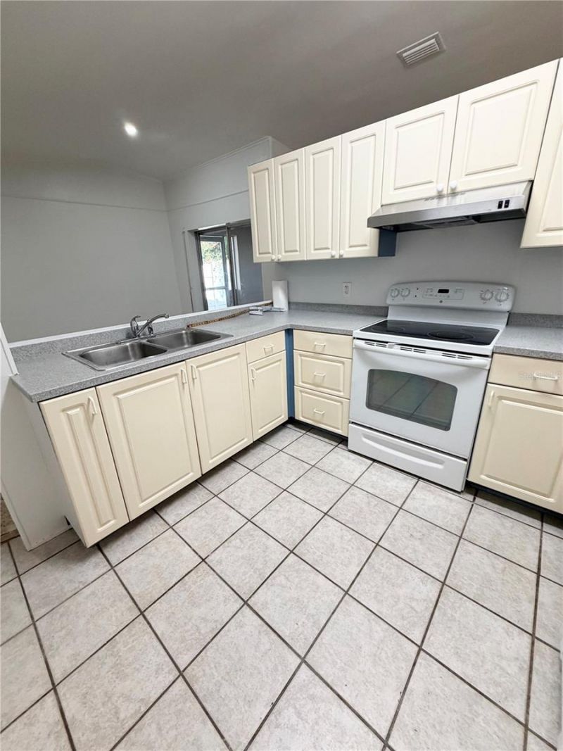 7401 21st Street N, Saint Petersburg, FL 33702 Photo