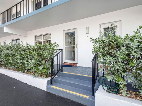 1501 S Ocean Blvd, Unit 102, Lauderdale By The Sea, FL 33062