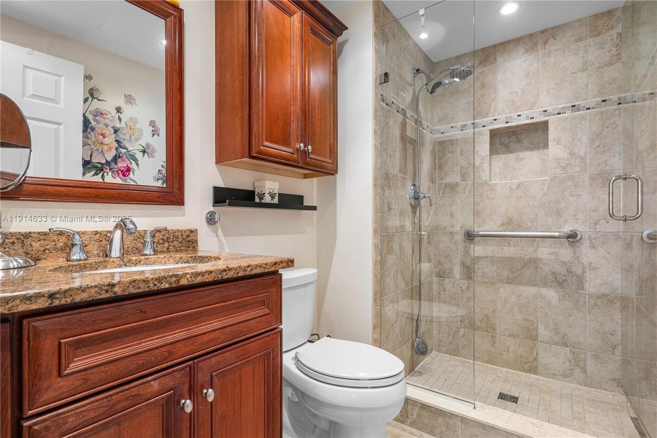 1501 S Ocean Blvd, Unit 102, Lauderdale by the Sea, FL 33062 Photo