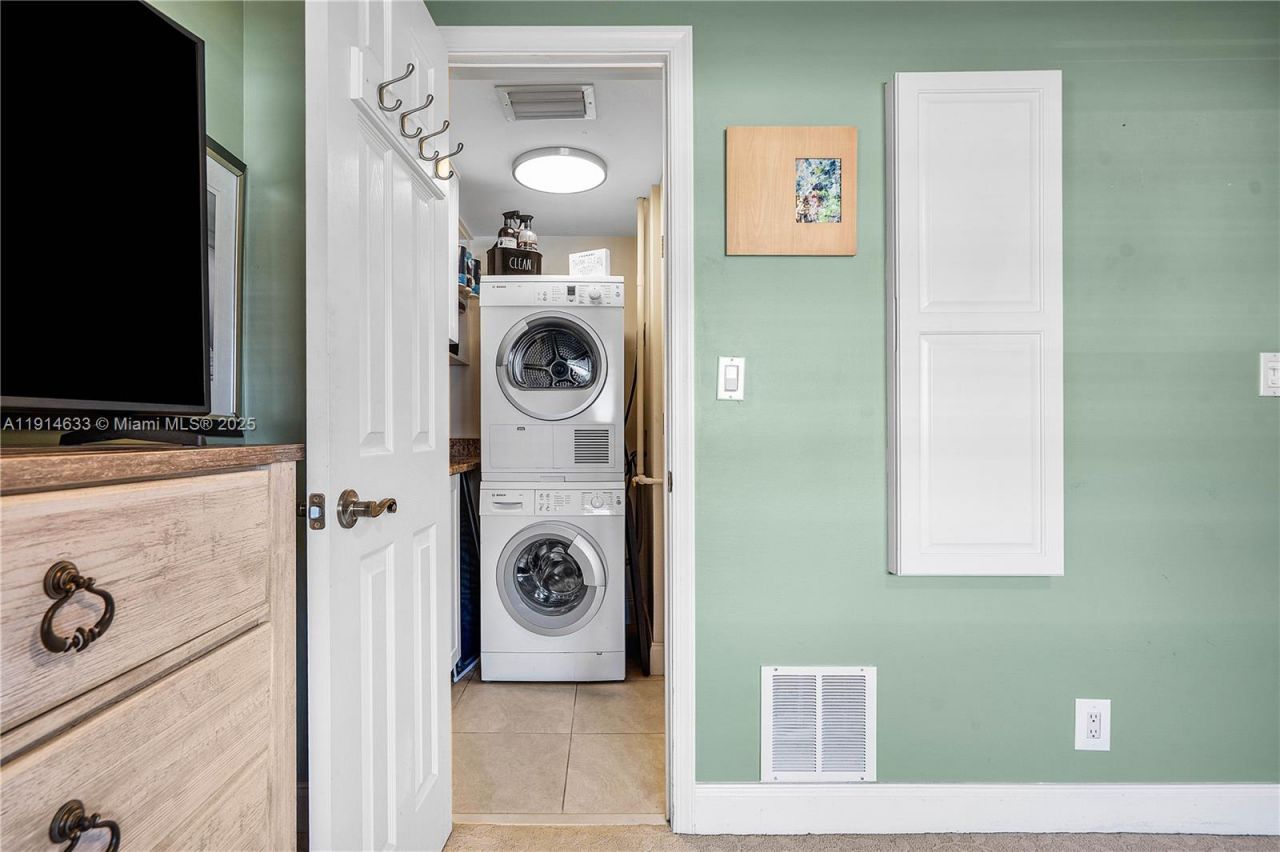 1501 S Ocean Blvd, Unit 102, Lauderdale by the Sea, FL 33062 Photo