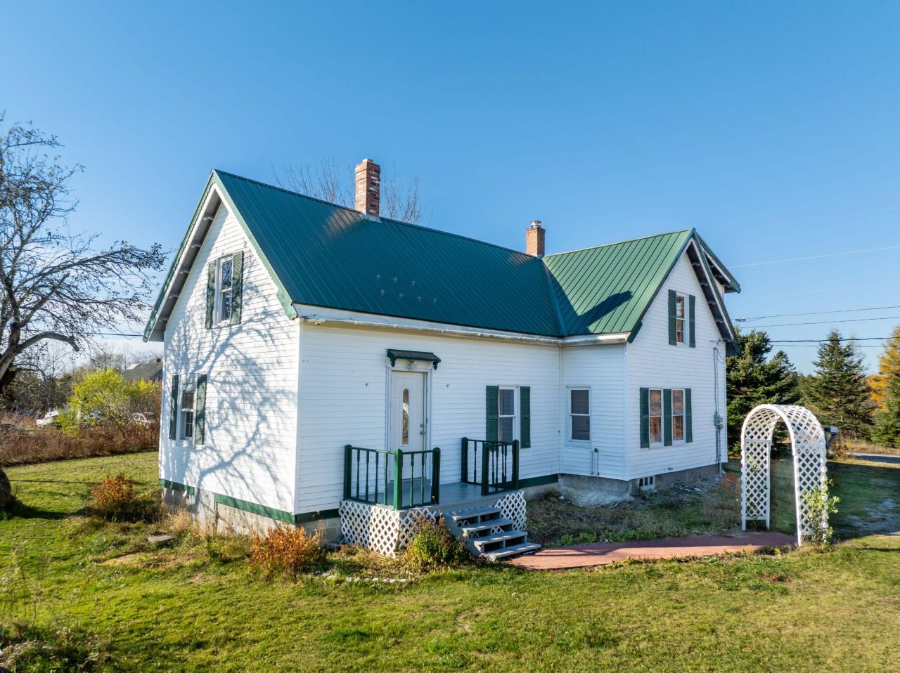 72 Old US Rte 1 Jonesboro, ME 04648